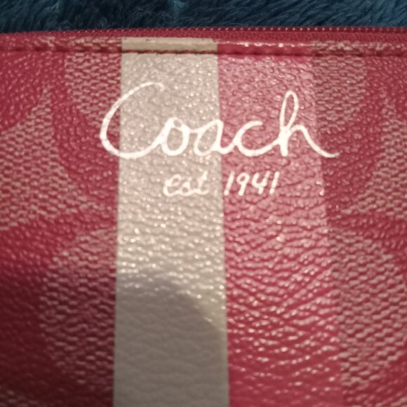 Coach Signature Pink Keychain/ID Card Case w/ Dustbag - Picture 6 of 7